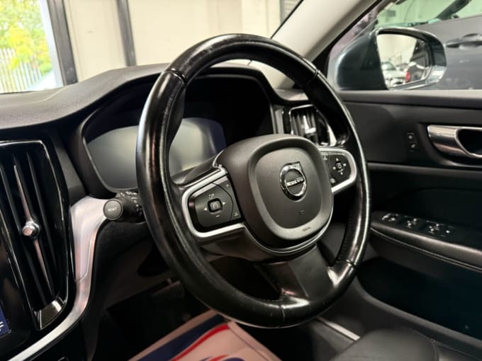 2025 Volvo V60
