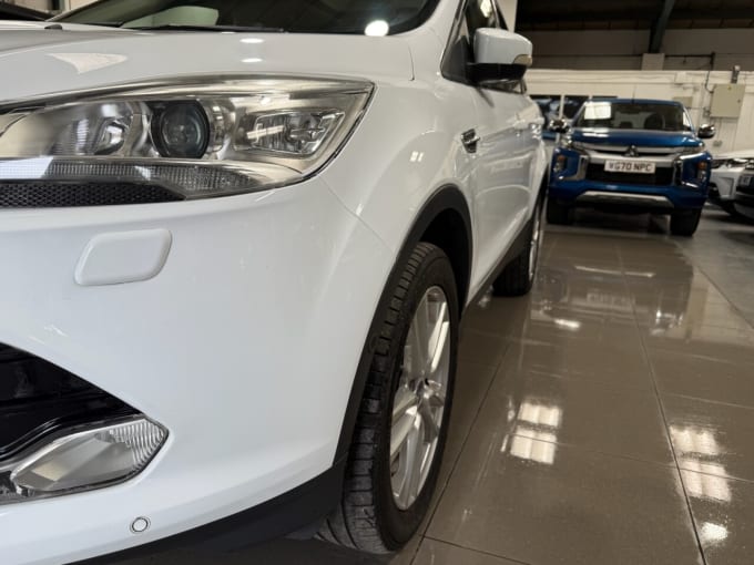 2025 Ford Kuga
