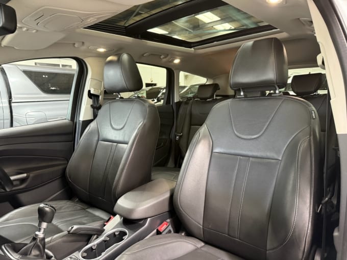 2025 Ford Kuga