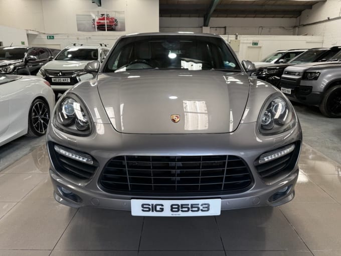 2025 Porsche Cayenne