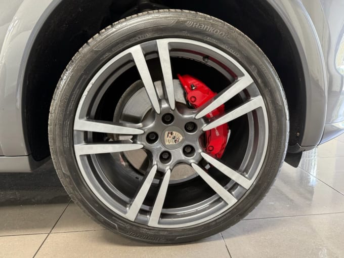 2025 Porsche Cayenne