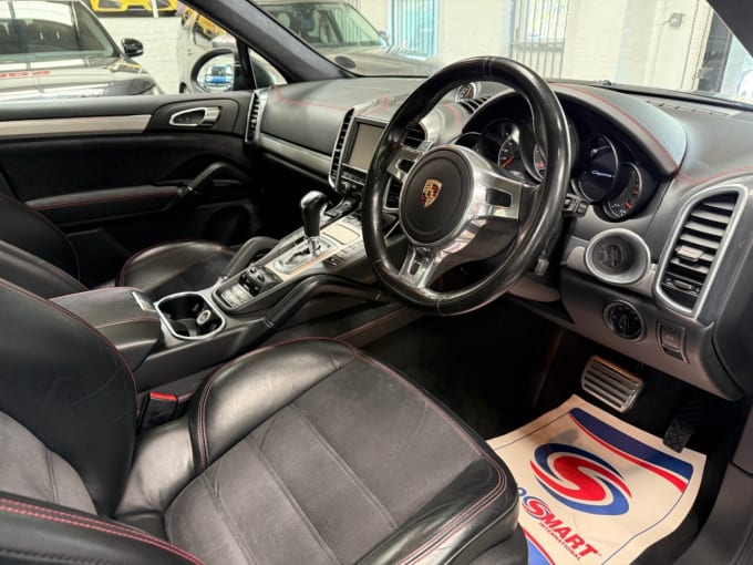 2025 Porsche Cayenne