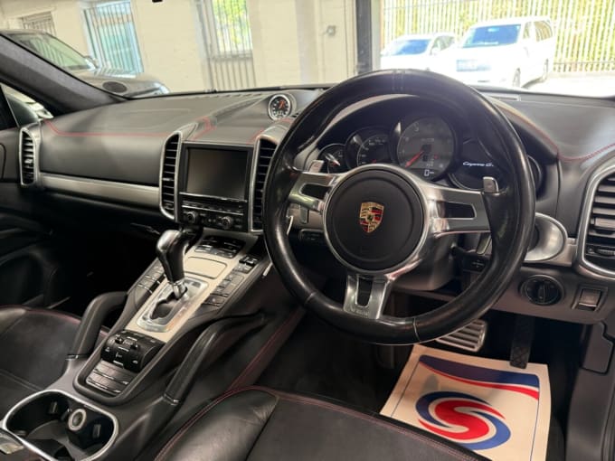 2025 Porsche Cayenne