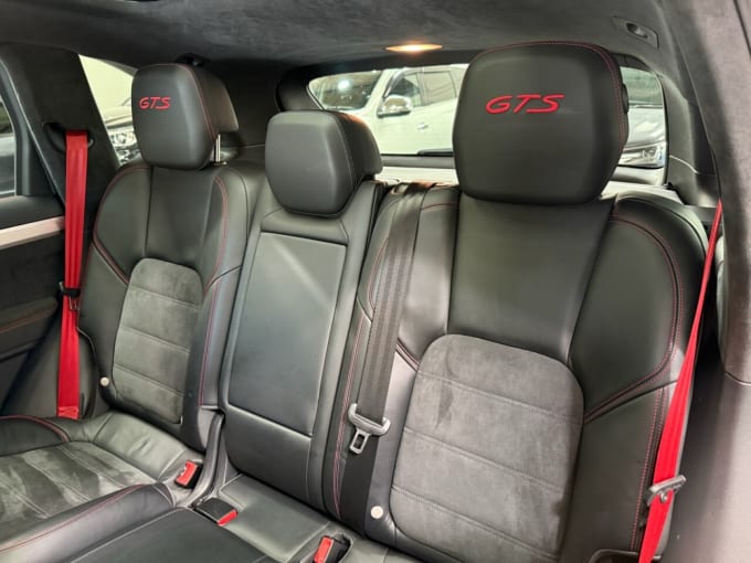 2025 Porsche Cayenne