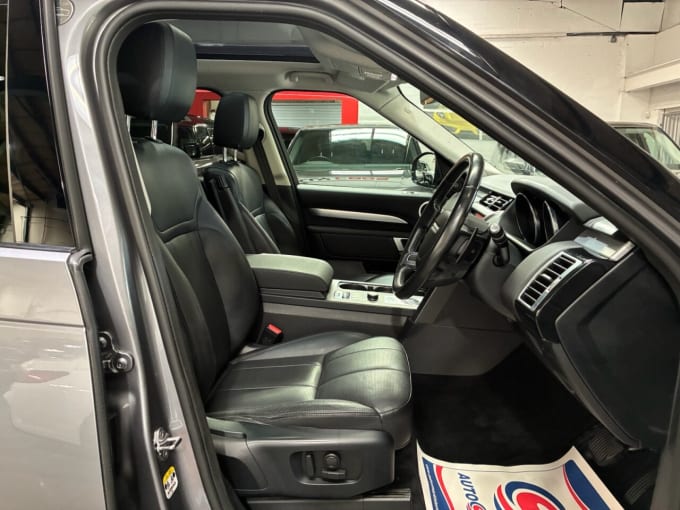 2025 Land Rover Discovery