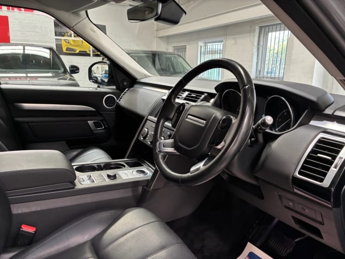 2025 Land Rover Discovery