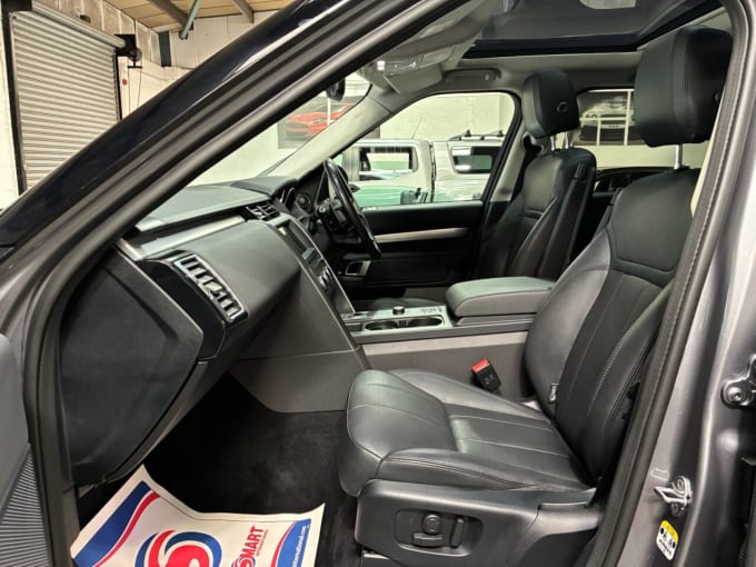 2025 Land Rover Discovery