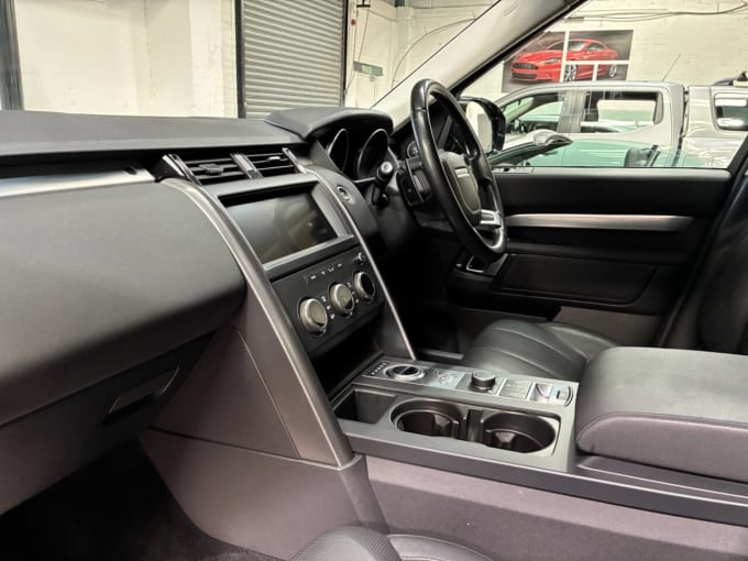 2025 Land Rover Discovery