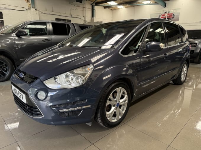 2025 Ford S-max