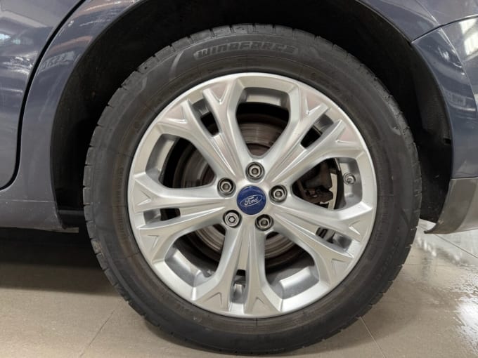 2025 Ford S-max