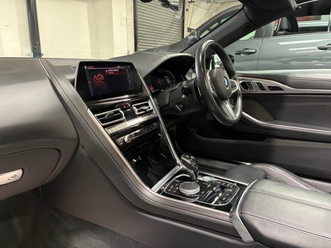 2025 BMW 8 Series