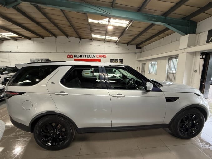 2025 Land Rover Discovery