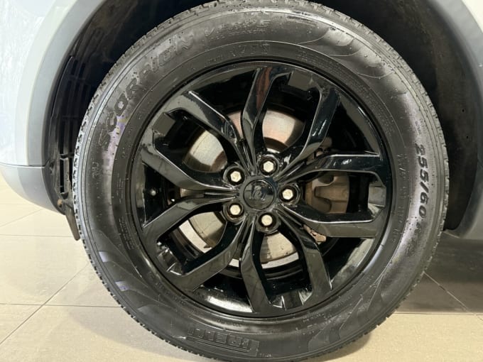 2025 Land Rover Discovery