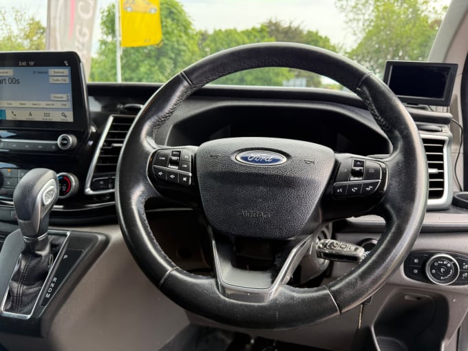 2025 Ford Transit Custom