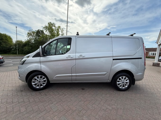 2025 Ford Transit Custom