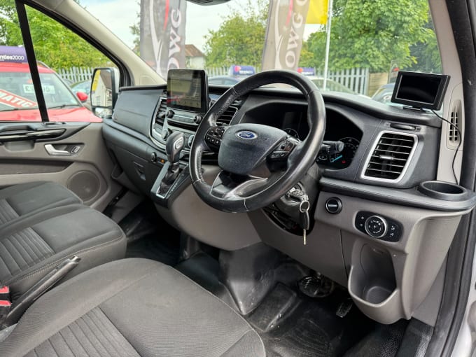 2025 Ford Transit Custom