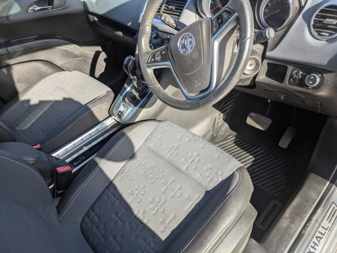 2025 Vauxhall Meriva