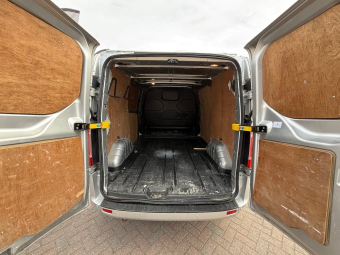 2025 Ford Transit Custom