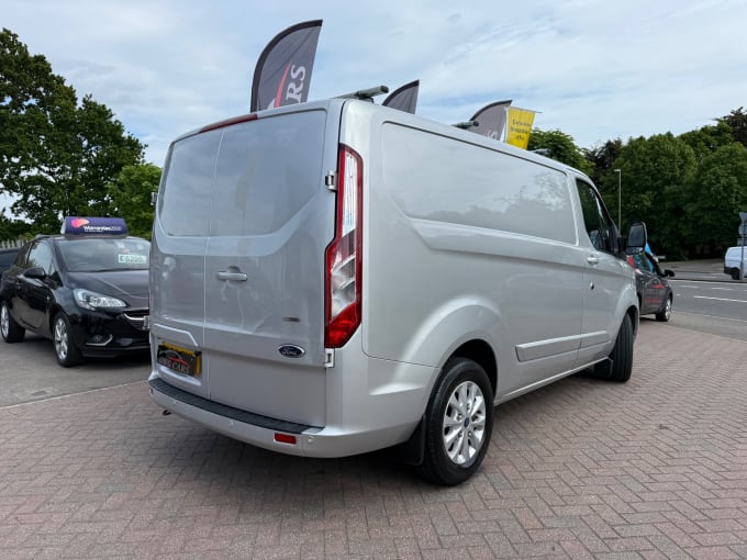 2025 Ford Transit Custom