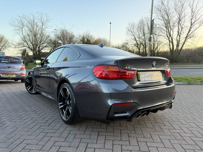 2025 BMW M4