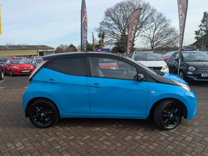 2025 Toyota Aygo