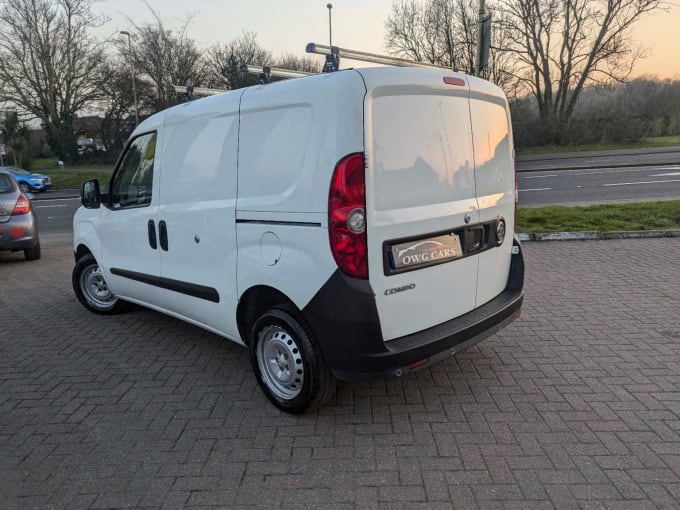 2025 Vauxhall Combo