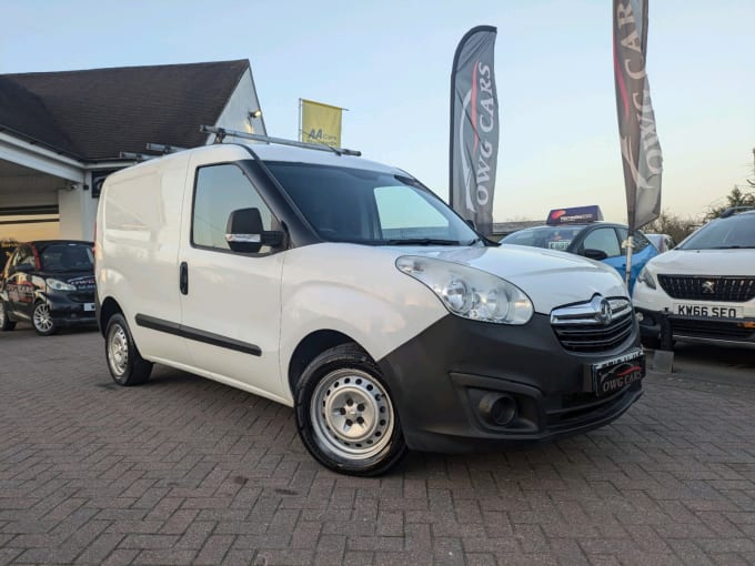 2025 Vauxhall Combo