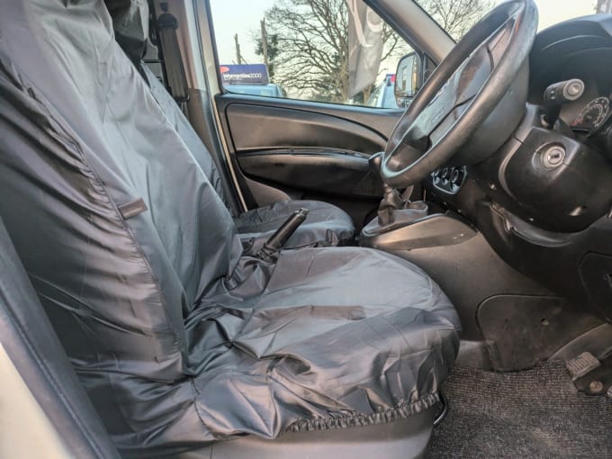 2025 Vauxhall Combo