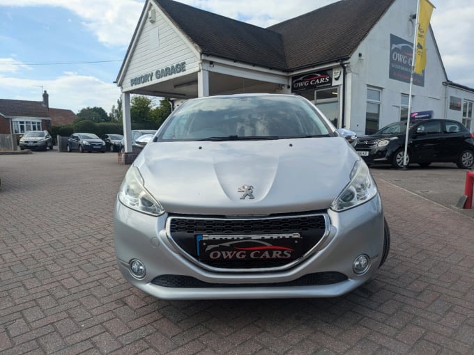 2025 Peugeot 208