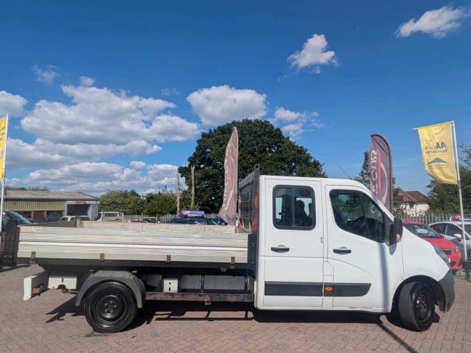 2025 Vauxhall Movano