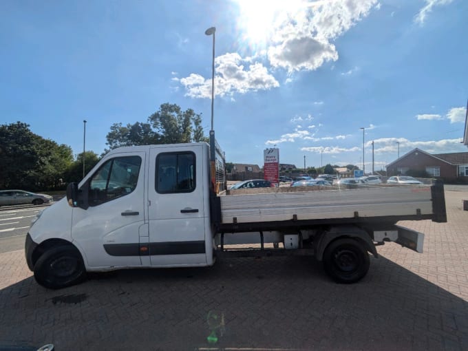 2025 Vauxhall Movano