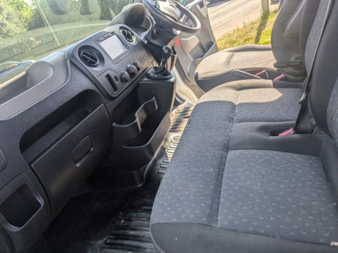 2025 Vauxhall Movano