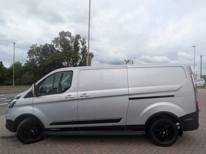 2025 Ford Transit Custom