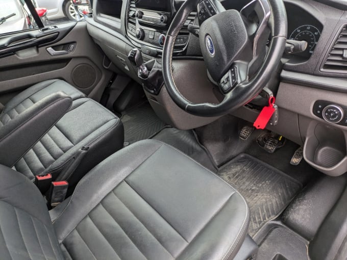 2025 Ford Transit Custom