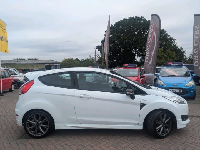 2025 Ford Fiesta