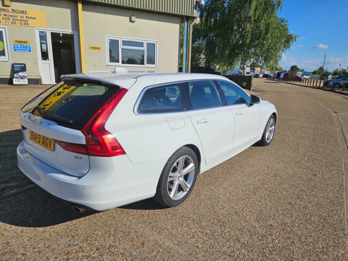 2024 Volvo V90