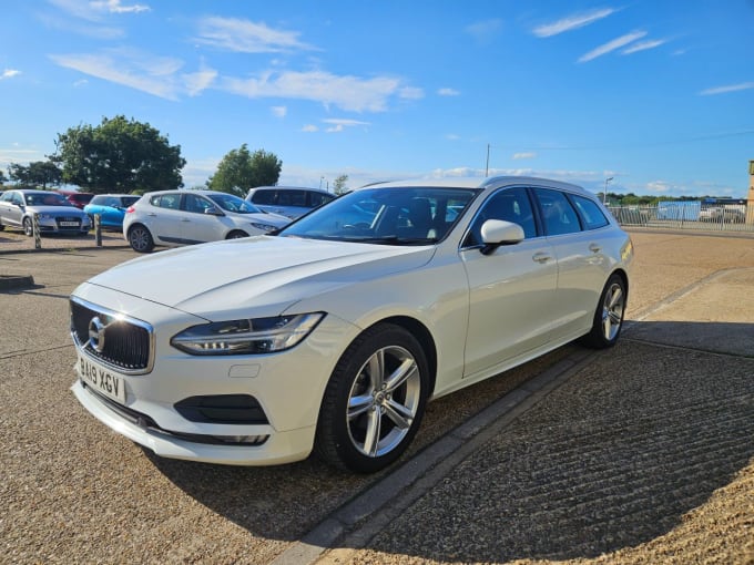 2024 Volvo V90