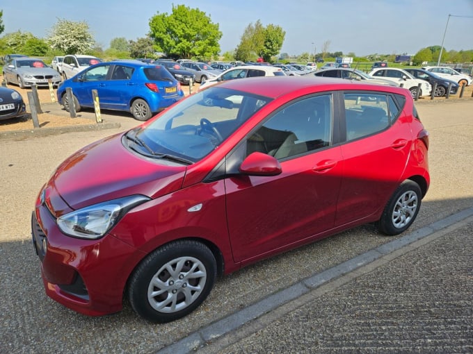 2025 Hyundai I10