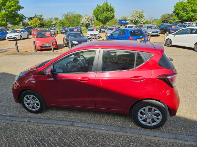 2025 Hyundai I10