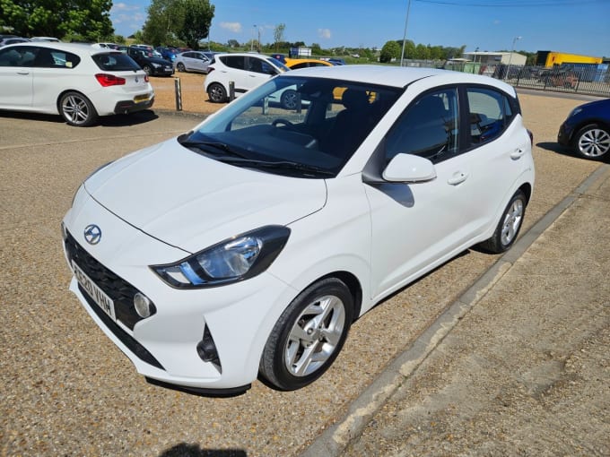 2025 Hyundai I10