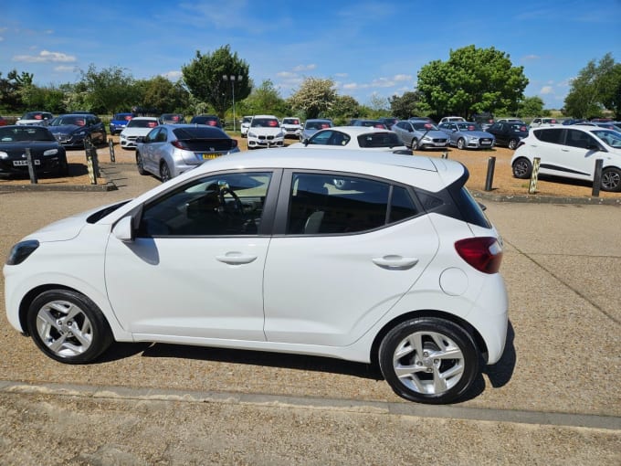 2025 Hyundai I10