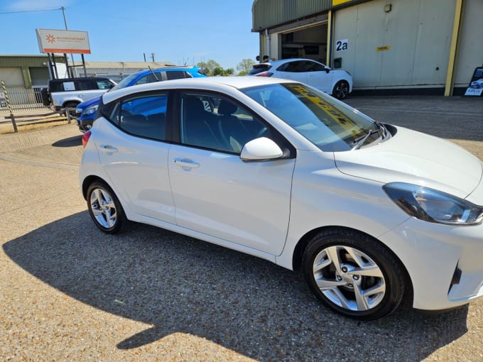 2025 Hyundai I10