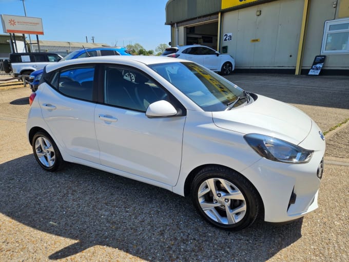 2025 Hyundai I10