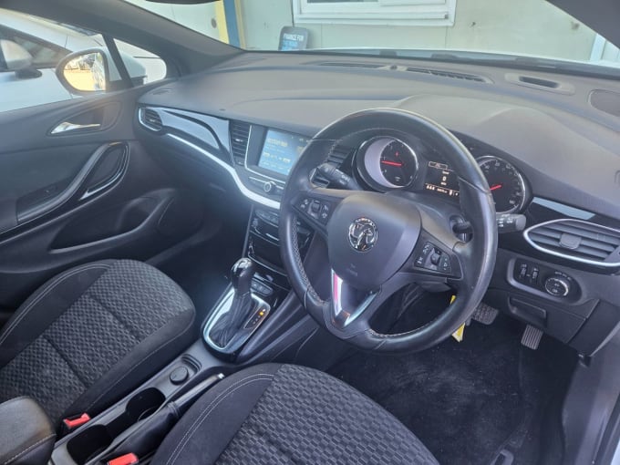 2025 Vauxhall Astra