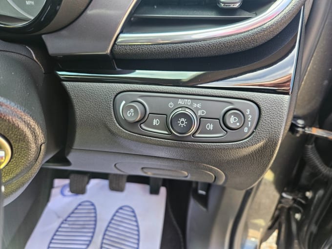 2025 Vauxhall Mokka X