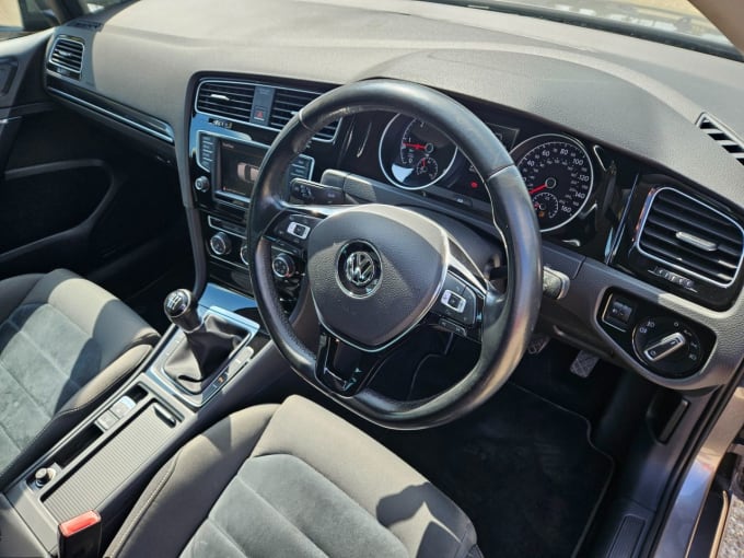2025 Volkswagen Golf