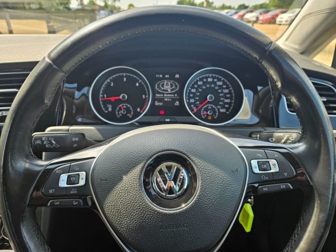 2025 Volkswagen Golf