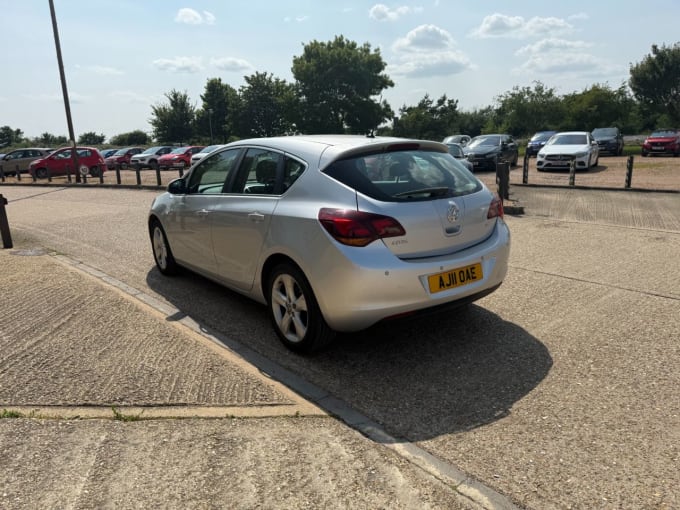 2025 Vauxhall Astra