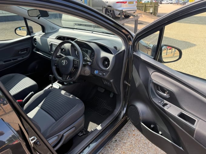 2025 Toyota Yaris