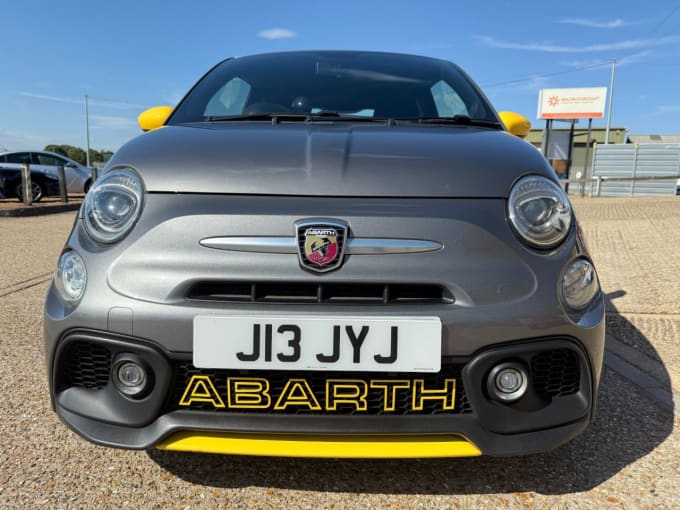 2025 Abarth 595